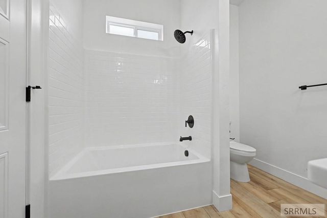 3634 Kingsboro Avenue, Ammon, ID 83406