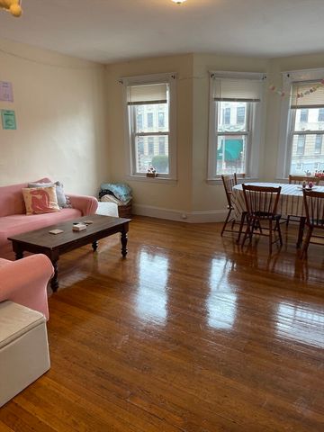 213 Chestnut Hill Ave, Boston, MA 02135