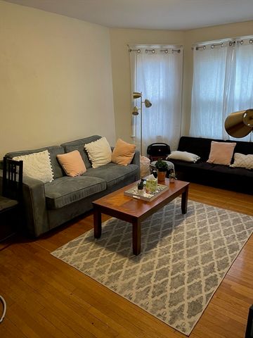 213 Chestnut Hill Ave, Boston, MA 02135
