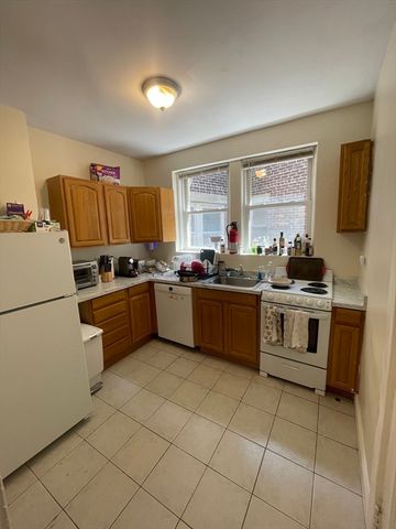 213 Chestnut Hill Ave, Boston, MA 02135