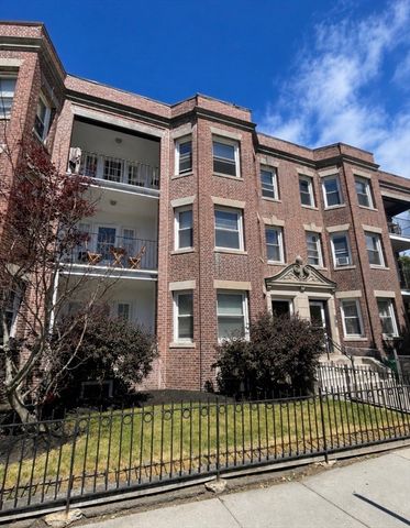 213 Chestnut Hill Ave, Boston, MA 02135