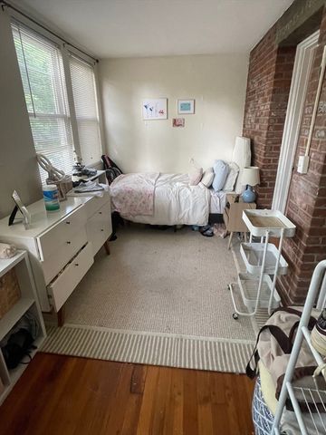 213 Chestnut Hill Ave, Boston, MA 02135
