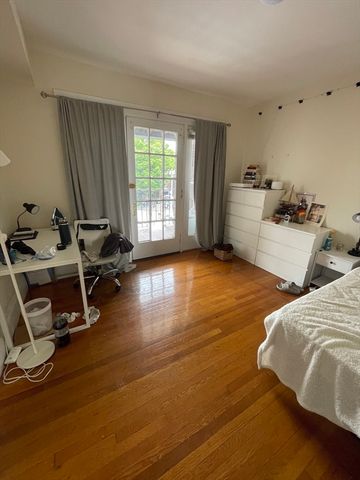 213 Chestnut Hill Ave, Boston, MA 02135
