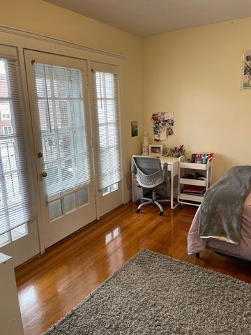 213 Chestnut Hill Ave, Boston, MA 02135