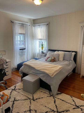 213 Chestnut Hill Ave, Boston, MA 02135