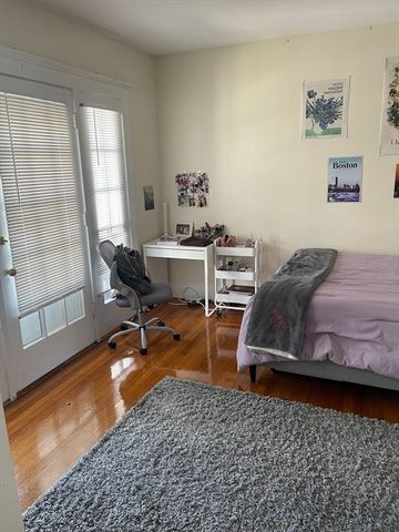 213 Chestnut Hill Ave, Boston, MA 02135
