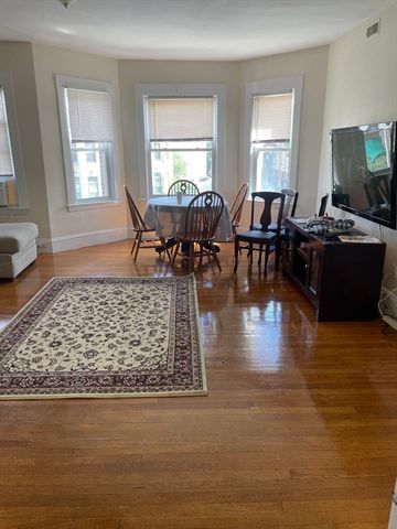 213 Chestnut Hill Ave, Boston, MA 02135