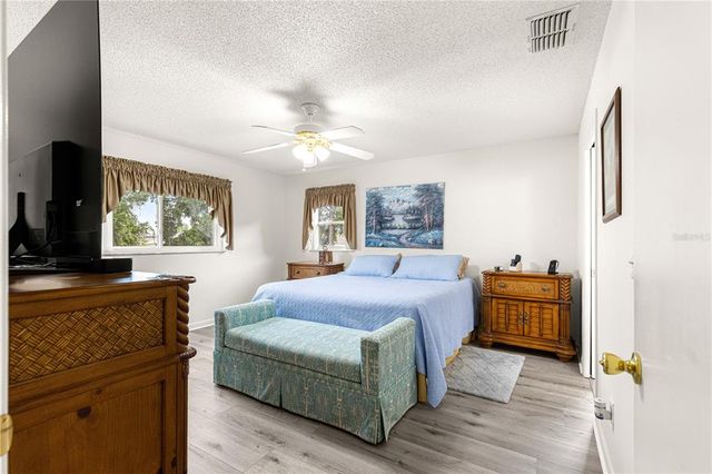 9790 SW 99TH AVENUE, Ocala, FL 34481