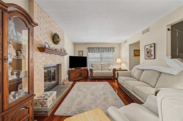 14 Braintree Crescent, Penfield, NY 14526