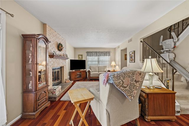 14 Braintree Crescent, Penfield, NY 14526