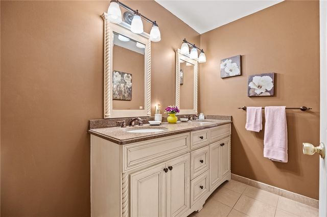 14 Braintree Crescent, Penfield, NY 14526