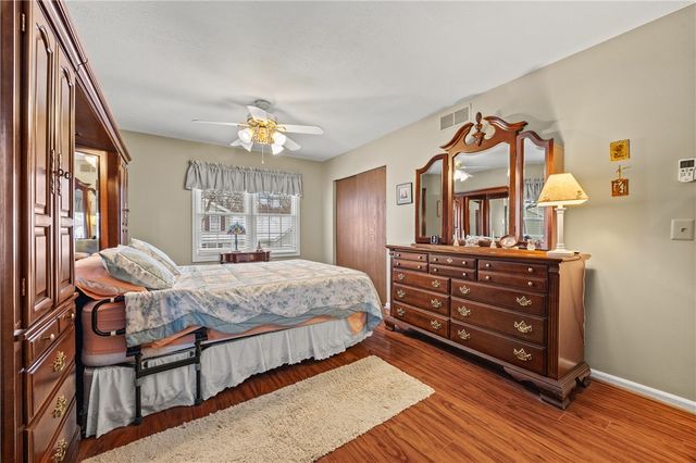 14 Braintree Crescent, Penfield, NY 14526