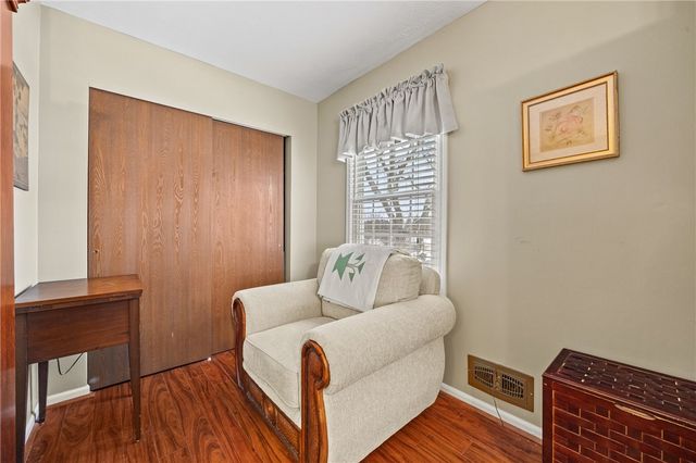 14 Braintree Crescent, Penfield, NY 14526