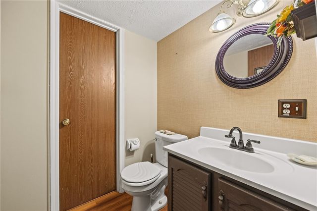 14 Braintree Crescent, Penfield, NY 14526