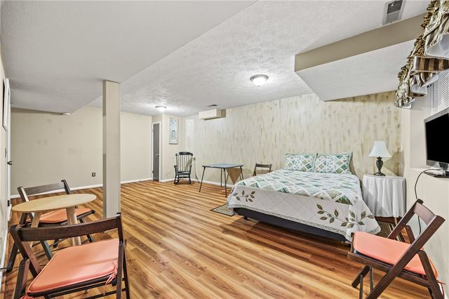 14 Braintree Crescent, Penfield, NY 14526