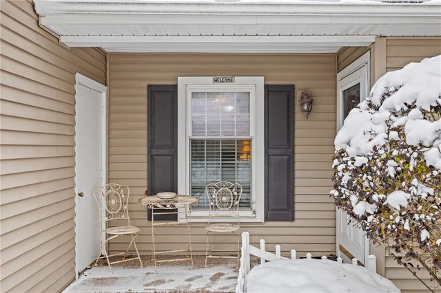 14 Braintree Crescent, Penfield, NY 14526