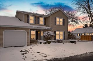 14 Braintree Crescent, Penfield, NY 14526