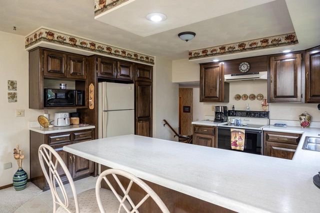 1017 E CAPITOL DRIVE, Appleton, WI 54911