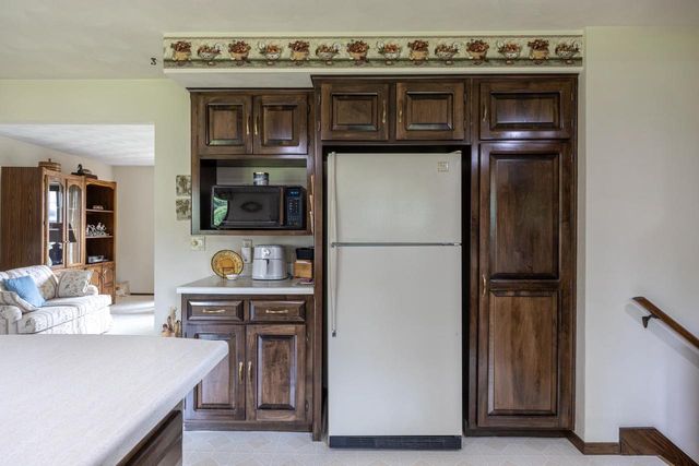 1017 E CAPITOL DRIVE, Appleton, WI 54911