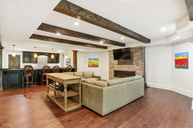 1170 Pine Ridge Road NE, Atlanta, GA 30324