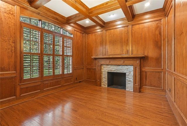1170 Pine Ridge Road NE, Atlanta, GA 30324