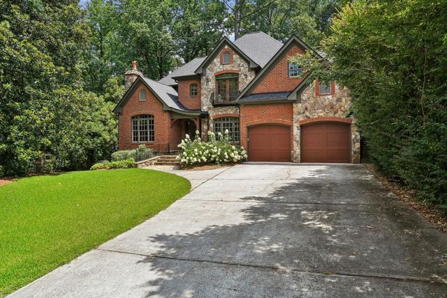 1170 Pine Ridge Road NE, Atlanta, GA 30324