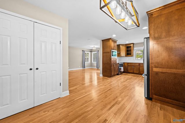 10020 Hampshire Drive SE, Huntsville, AL 35803