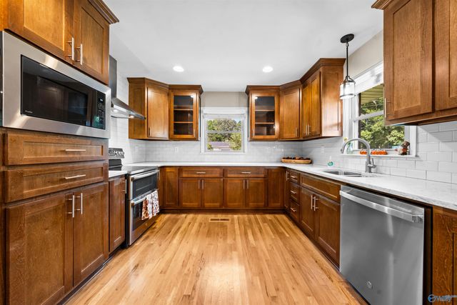 10020 Hampshire Drive SE, Huntsville, AL 35803
