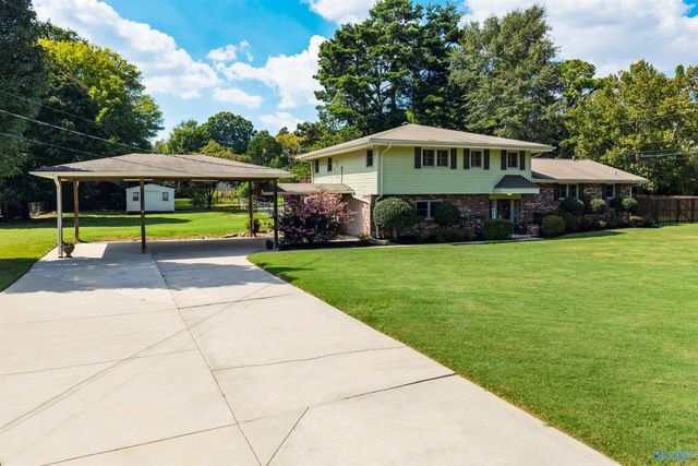 10020 Hampshire Drive SE, Huntsville, AL 35803