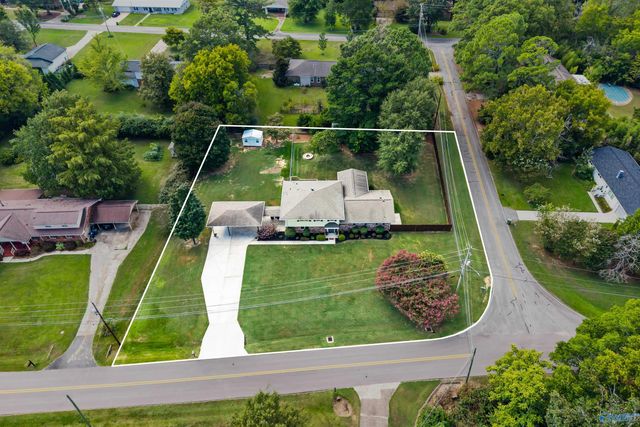 10020 Hampshire Drive SE, Huntsville, AL 35803