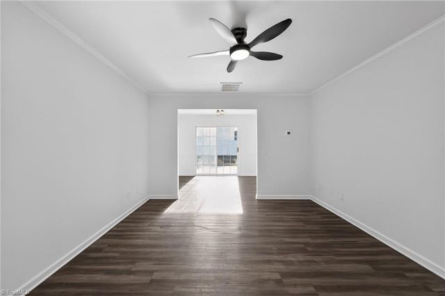 809 Nestleway Drive, Greensboro, NC 27406