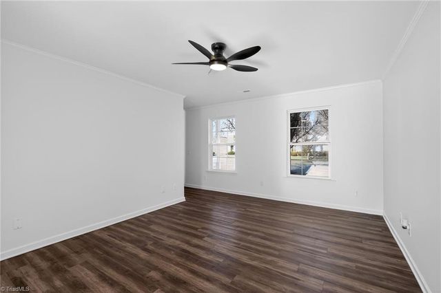 809 Nestleway Drive, Greensboro, NC 27406