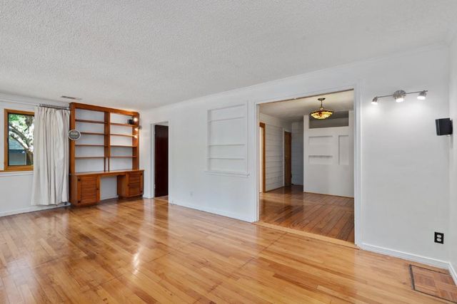 1212 Bentwood RD, Austin, TX 78722