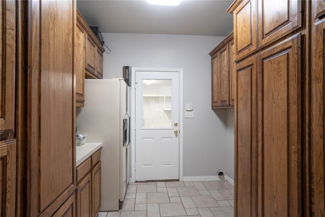 250 Timberleaf Drive, Double Oak, TX 75077