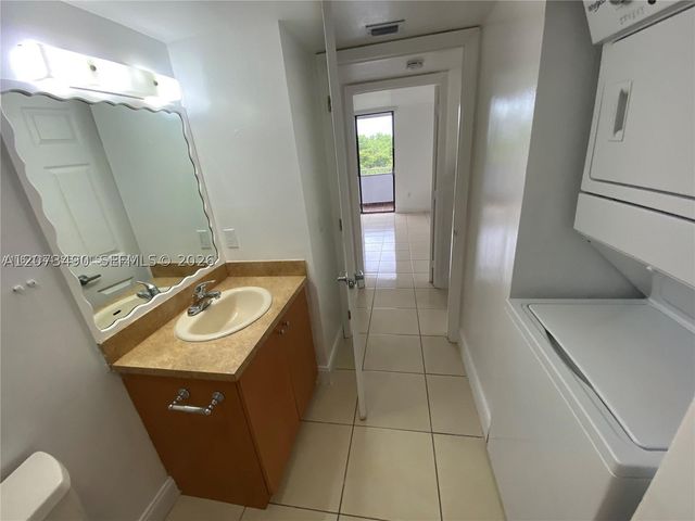 8365 SW 152nd Ave C-416, Miami, FL 33193