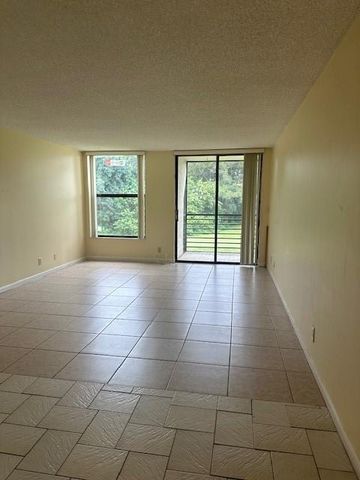 8050 W Mcnab Road 210, Tamarac, FL 33321