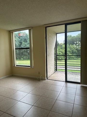 8050 W Mcnab Road 210, Tamarac, FL 33321
