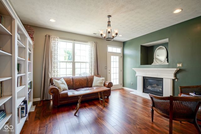 13535 Molique Boulevard, Fishers, IN 46037