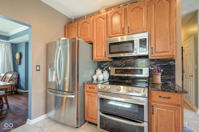 13535 Molique Boulevard, Fishers, IN 46037