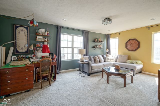 13535 Molique Boulevard, Fishers, IN 46037