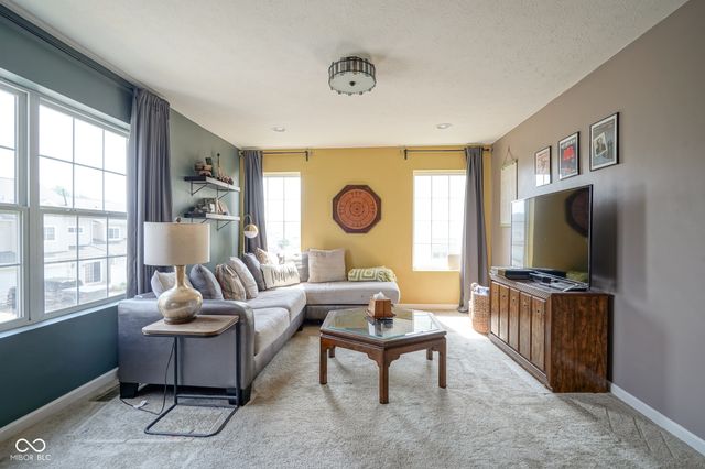 13535 Molique Boulevard, Fishers, IN 46037