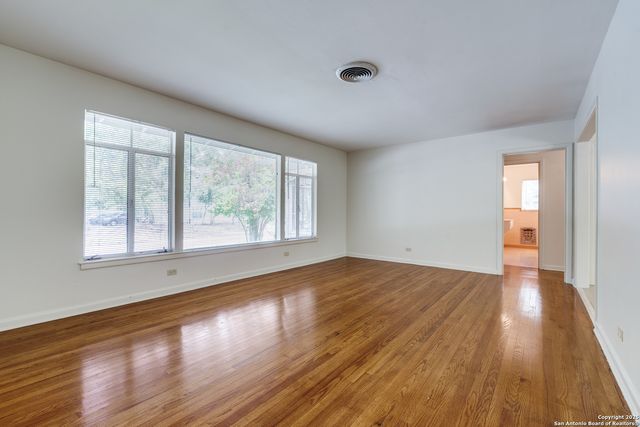203 Lindell, San Antonio, TX 78212