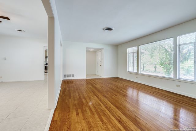 203 Lindell, San Antonio, TX 78212