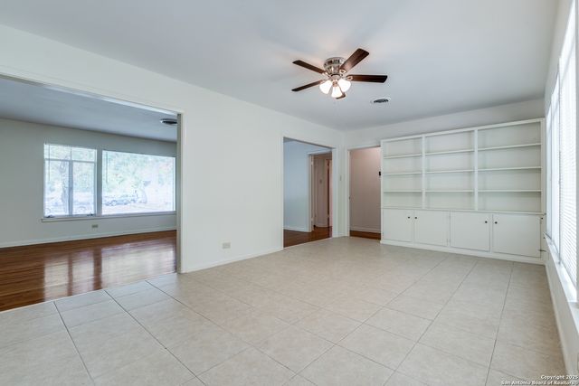 203 Lindell, San Antonio, TX 78212