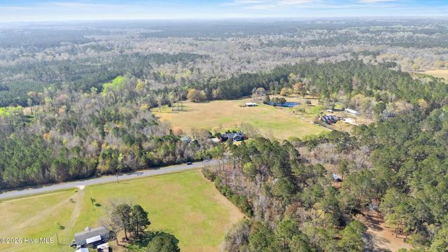 2222 John Henry Store Road, Currie, NC 28435