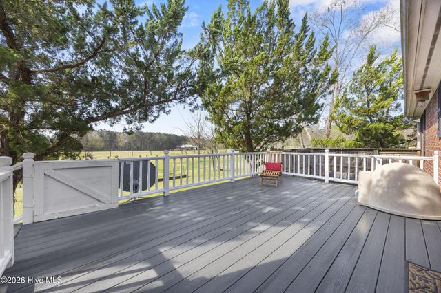 2222 John Henry Store Road, Currie, NC 28435