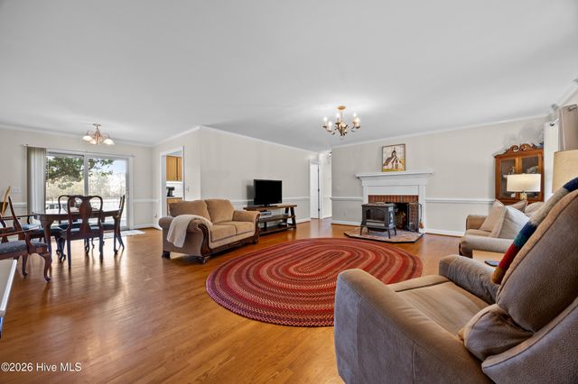 2222 John Henry Store Road, Currie, NC 28435