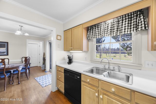 2222 John Henry Store Road, Currie, NC 28435