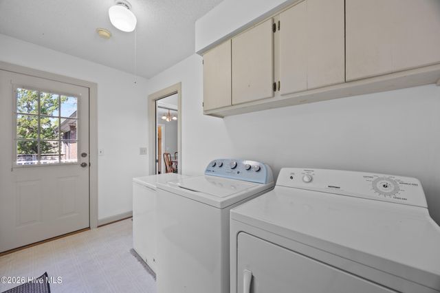 2222 John Henry Store Road, Currie, NC 28435