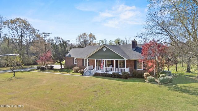 2222 John Henry Store Road, Currie, NC 28435